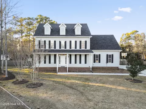 300 Vale Dr, Wilmington, NC 28411