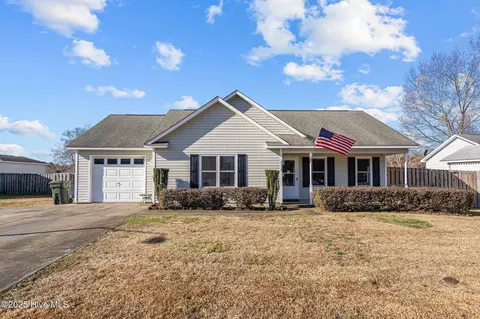 3119 Memory Ln, Castle Hayne, NC 28429