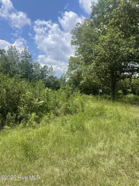 340 Kennedy Rd, Eagle Springs, NC 27242