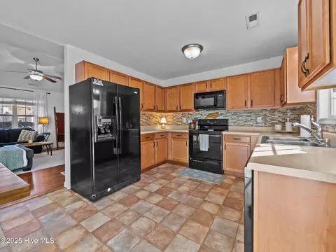 314 Top Knot Rd, Hubert, NC 28539 photo 11