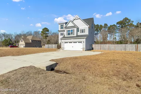 104 Rose Trellis Way, Hubert, NC 28539