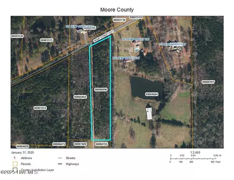 207 Hemp St, Robbins, NC 27325