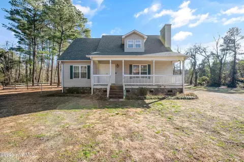 225 River Trl, Burgaw, NC 28425