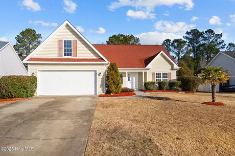 608 Pine Branches Cir SE, Leland, NC 28451