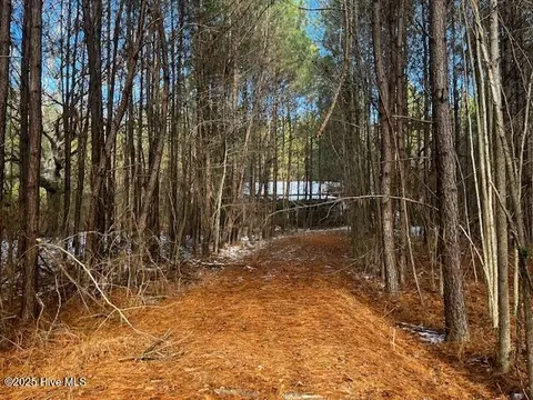 1630 W West Mount Dr, Rocky Mount, NC 27803