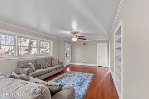 316 Fifth St, Ayden, NC 28513 photo 4