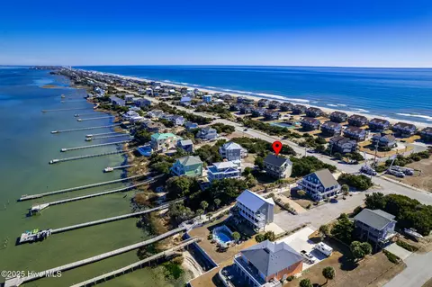 2616 Emerald Dr, Emerald Isle, NC 28594