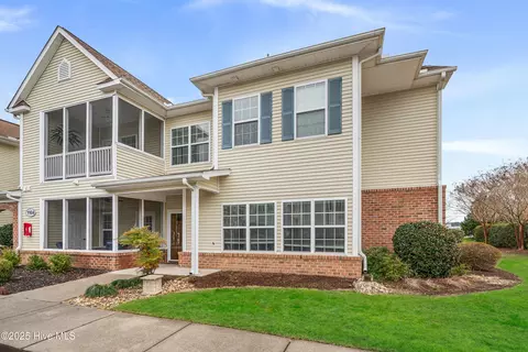 1904 Covengton Way #102, Greenville, NC 27858