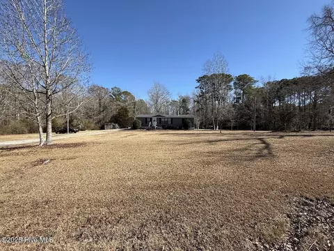354 Belgrade Swansboro Rd, Stella, NC 28582
