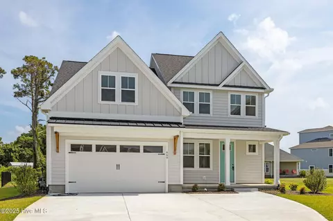 660 Fishermans Pt, Newport, NC 28570