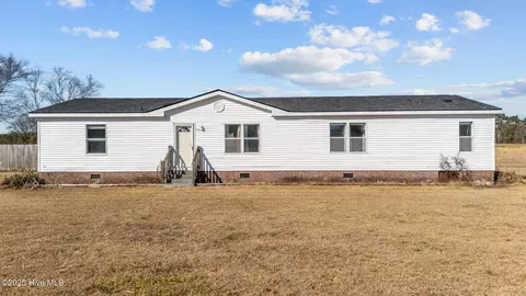 1456 British Rd, Kinston, NC 28501