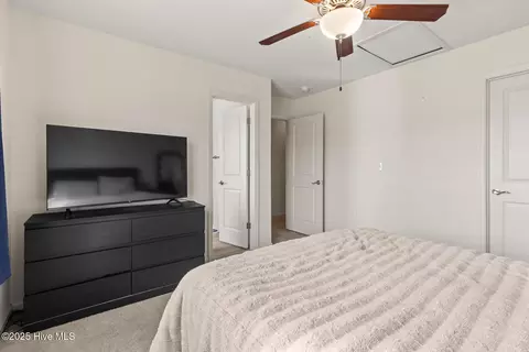 Bedroom - 453 Sullivan Loop Rd, Midway Park, NC 28544 photo 2 of 4