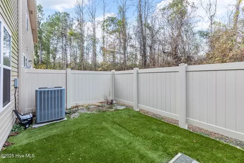 Exterior - 453 Sullivan Loop Rd, Midway Park, NC 28544 photo 2 of 3
