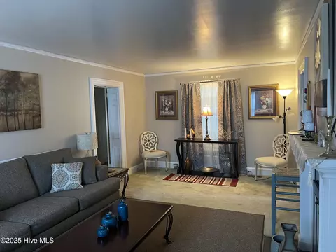 212 E Walnut St, Tarboro, NC 27886 photo 7
