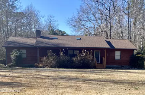 388 S End Rd, Knotts Island, NC 27950