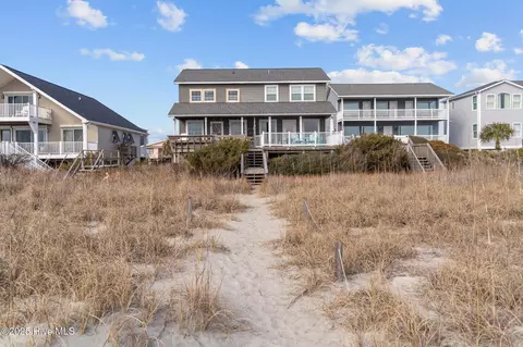 173 Ocean Blvd W # A, Holden Beach, NC 28462
