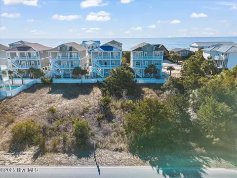 314 E Second St, Ocean Isle Beach, NC 28469 photo 9