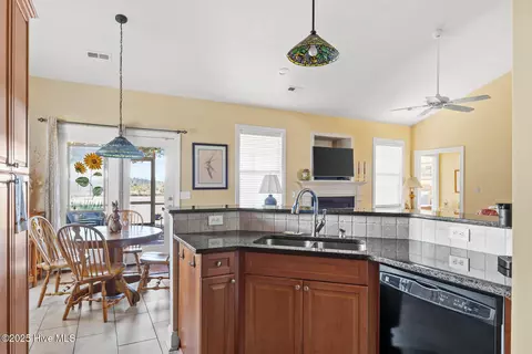 82 Highlands Dr, Hampstead, NC 28443 photo 8