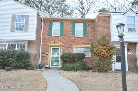 1217 Fairway Ter, Rocky Mount, NC 27804