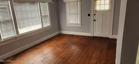 216 Cale St, Windsor, NC 27983 photo 9