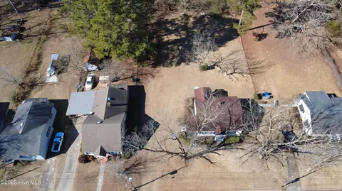 216 Cale St, Windsor, NC 27983 photo 7