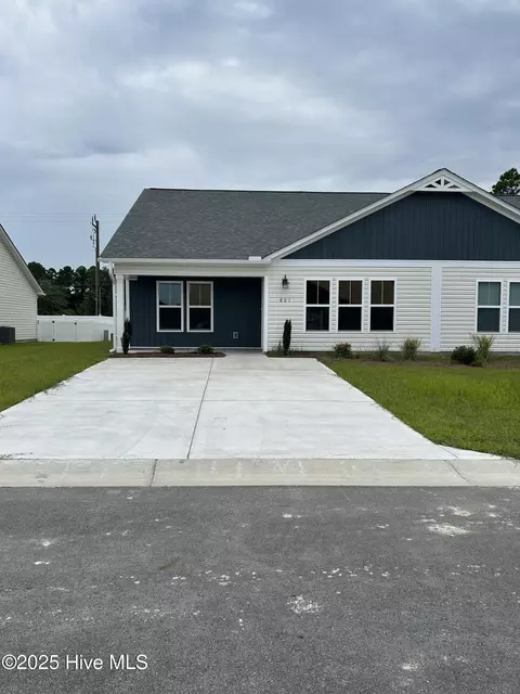 801 Discovery Cv, Newport, NC 28570