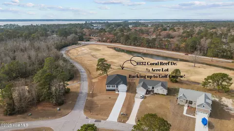 1132 Coral Reef Dr, New Bern, NC 28560