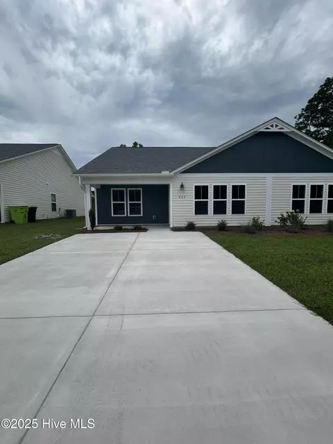 809 Discovery Cv, Newport, NC 28570