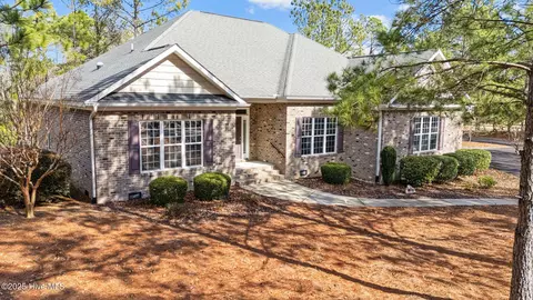 117 Dartmoor Ln, West End, NC 27376