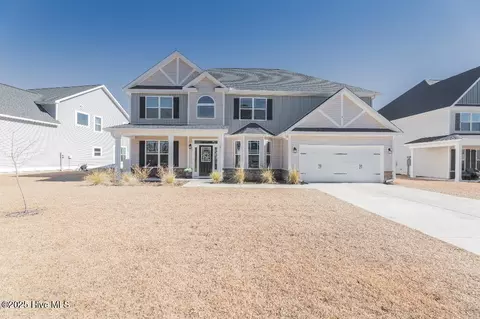 327 SW Plantation Dr, Maple Hill, NC 28454