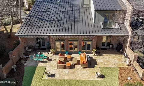 1705 Signature Pl, Wilmington, NC 28405