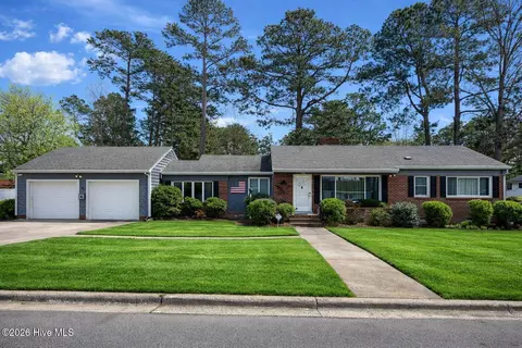 605 S Pembroke Ave, Ahoskie, NC 27910