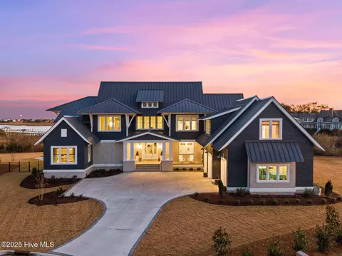 1124 Harborway Pl, Wilmington, NC 28405