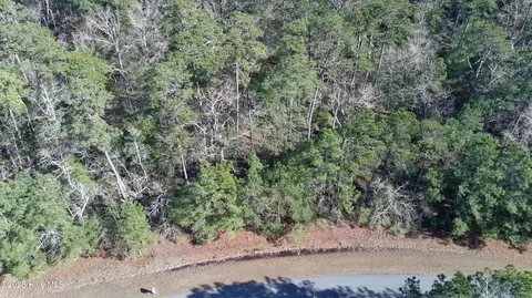 124 Little Creek Dr, Havelock, NC 28532