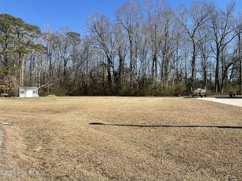 242 Northwinds Way, Washington, NC 27889 photo 2