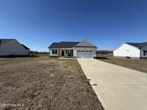 9854 Pace Rd, Bailey, NC 27807 photo 2