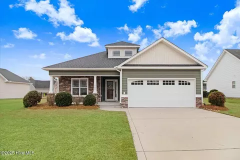 580 Brookfield Dr, Winterville, NC 28590