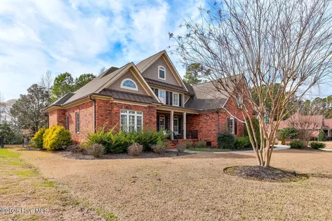 357 S Crow Creek Nw Dr, Calabash, NC 28467