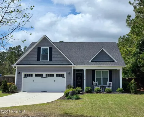 332 Grandview Dr, Hampstead, NC 28443
