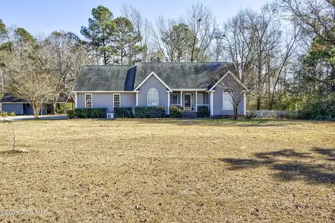 1120 George Ii Hwy SE, Bolivia, NC 28422