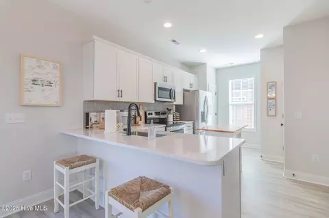 Kitchen - 4010 Eclipse Ave, Leland, NC 28451 photo 2 of 2