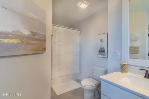 Bath - 4010 Eclipse Ave, Leland, NC 28451 photo 3 of 4