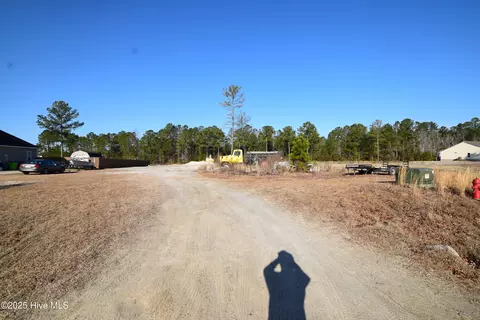 167 Finch Ln, New Bern, NC 28560