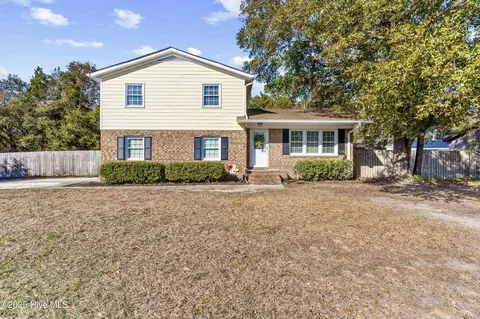 646 Shawnee Trl, Wilmington, NC 28412