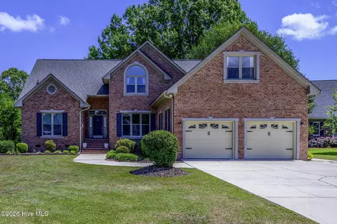 808 Llewellyn Dr, Trent Woods, NC 28562