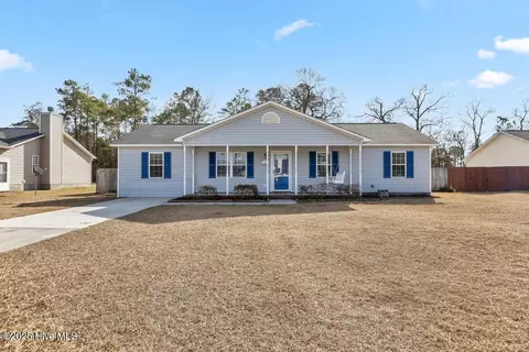 105 Potomac Ct, Richlands, NC 28574