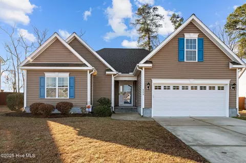 609 Rockland Dr, Greenville, NC 27858