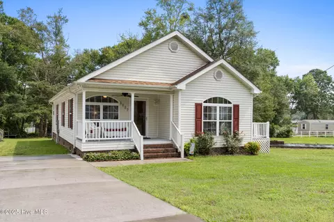 1127 Petty Dr, Sunset Beach, NC 28468