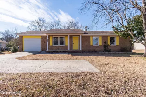 311 Mccotter Blvd, Havelock, NC 28532