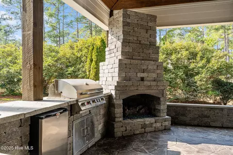 Exterior - 25 Barons Dr, Pinehurst, NC 28374 photo 8 of 23